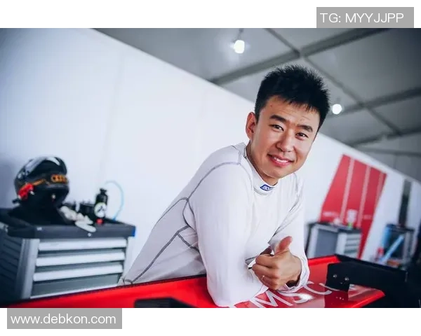 沃兰迪足球明星：探索他们的辉煌成就与背后的奋斗故事